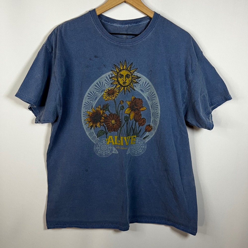 Urban Outfitters Oversized Graphic Tee S/M Washed Blue Vintage Sun Indie Boho